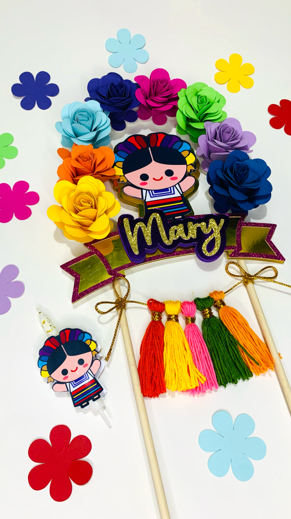 Cake Topper de Muñeca Lele con corona de flores y velita - Personalizado